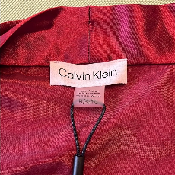 Calvin Klein Deep Red Satin Blouse Brand New - Picture 5 of 9